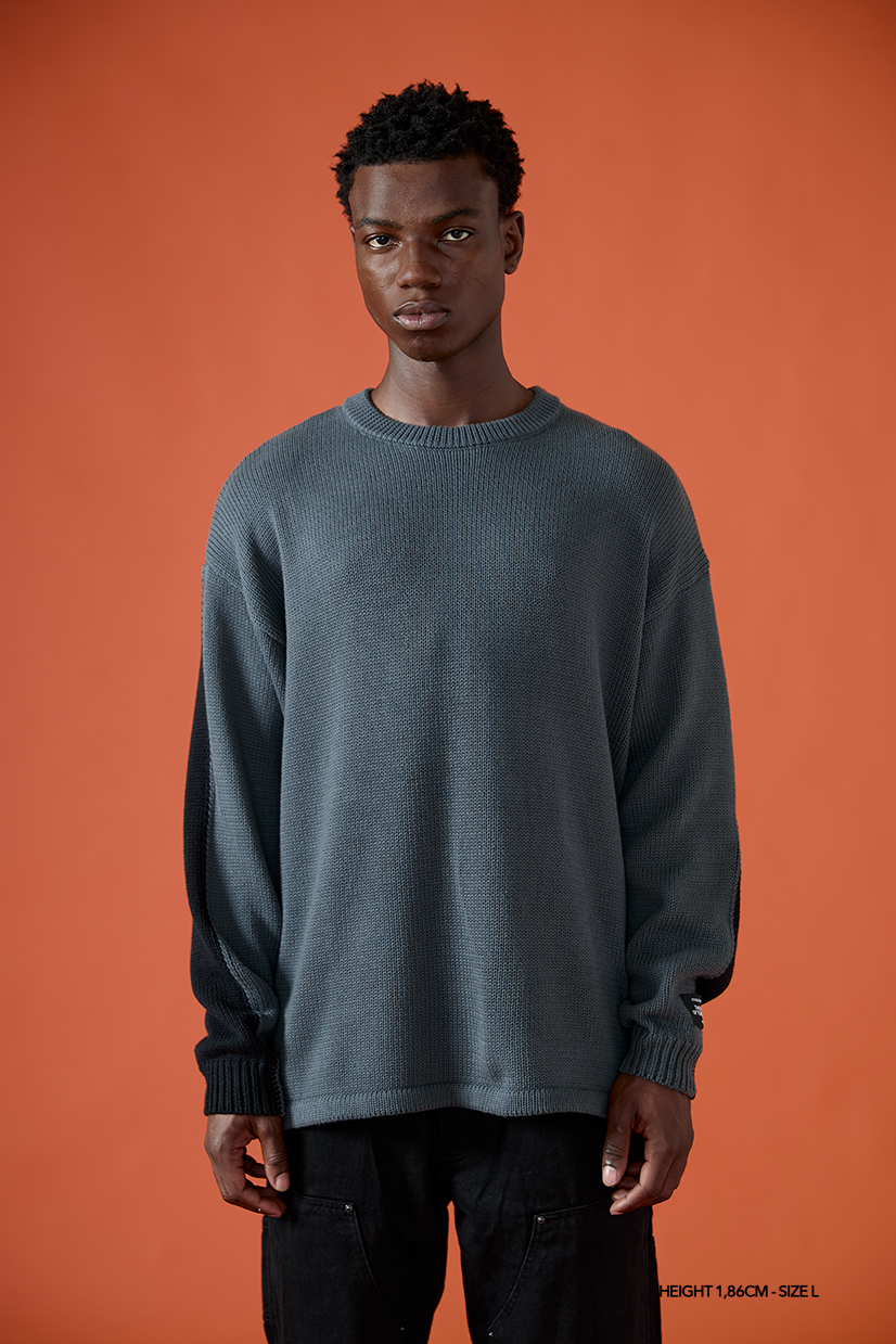 ZINC "GRAYSCALE" KNITTED CREWNECK